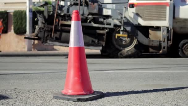 Дорожнє Обслуговування Роботи Конус Статичний Крупним Планом Дорожні Роботи Знаки — стокове відео