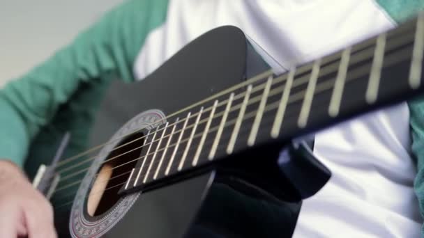 Close Mans Hands Playing Classical Guitar Guitarist Plays Guitar House — Stock Video