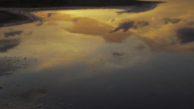 Sahilde gün batımı