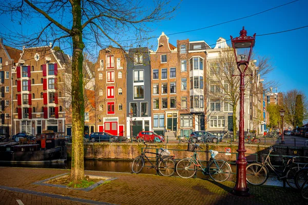 Canales Ámsterdam Casas Holandesas Tradicionales Holland Netherla —  Fotos de Stock