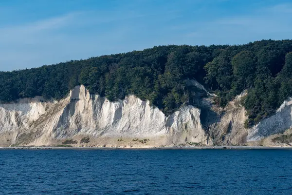 Gündoğumu plajda Hayalet Ormanı Nienhagen Baltık Denizi, Baltık Sahili, Mecklenburg-Vorpommern, Almanya