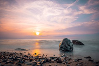 Sonnenuntergang am Weststrand bei Ahrenshoop an der Ostsee