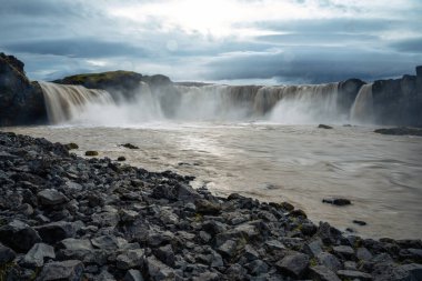 İzlanda'daki şelale Godafoss