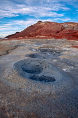 Hver, İzlanda Hverarond, Myvatn 'da bir jeotermal bölge. Hve