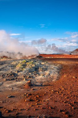 Hver, İzlanda Hverarond, Myvatn 'da bir jeotermal bölge. Hve