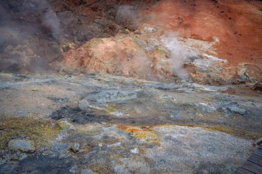 Seltun, Reykjanes Penins 'teki Krisuvik jeotermal alanının bir parçasıdır.