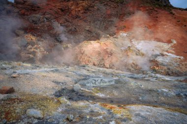 Seltun, Reykjanes Penins 'teki Krisuvik jeotermal alanının bir parçasıdır.