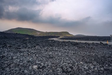 Volkanik alan ve dağlar, Grindavik, İzlanda