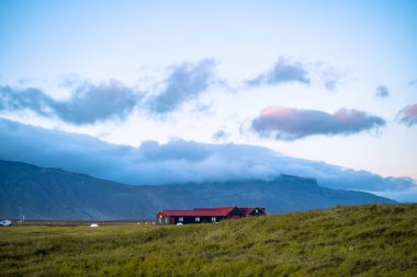 İzlanda 'daki Budir Snaefellsness Bakirkja' da Siyahi Kilise Budhir