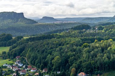 Sakson İsviçre 'deki Elbe Kumtaşı Dağları