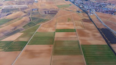 Straubing-Bogen bölgesi, Bavyera, Almanya ve Avrupa 'daki tarım alanlarının havadan görüşü