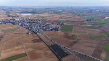 Straubing-Bogen bölgesi, Bavyera, Almanya ve Avrupa 'daki tarım alanlarının havadan görüşü