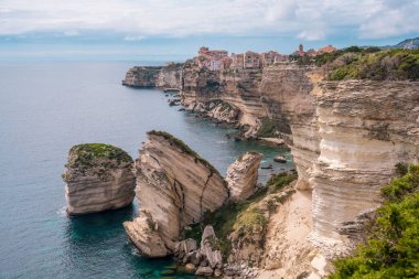 Tebeşir kayalıkları ve Bonifacio kıyıları, Korsika, Fransa