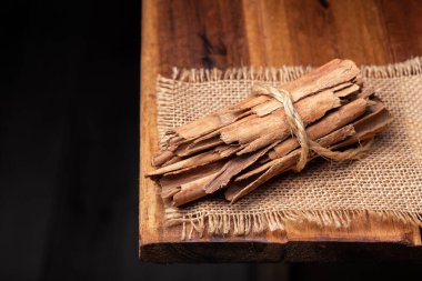 Cinnamon Chips: Kilerinizde İhtiyacınız Olan Çok Yönlü Baharat