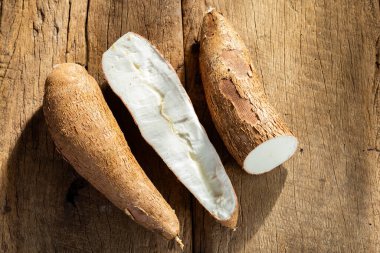 Manihot esculenta (Manihot esculenta))