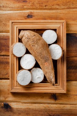 Manihot esculenta (Manihot esculenta))