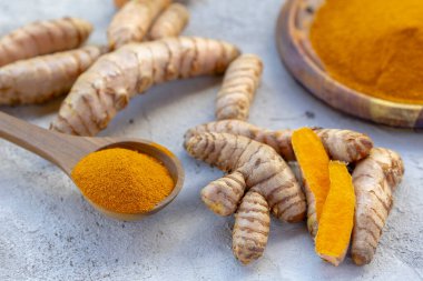 Köylü Geçmişi Üzerine Taze ve Zemin Zerre Kökü