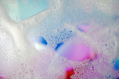 Beyaz köpük dokusu arka planı. Cam temizleyici, sabun, şampuan köpüğü.