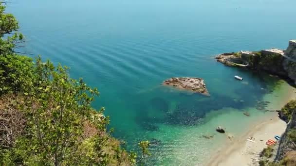 Aerial Close Mar Mediterrâneo Natureza Selvagem Cinematográfica Destino Turístico Costa — Vídeo de Stock
