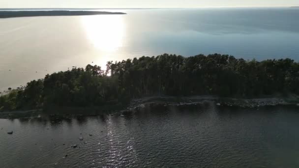 Aerial Tropical Golden Sunset Ocean Water Sand Beach Crystal Clear — Vídeo de stock