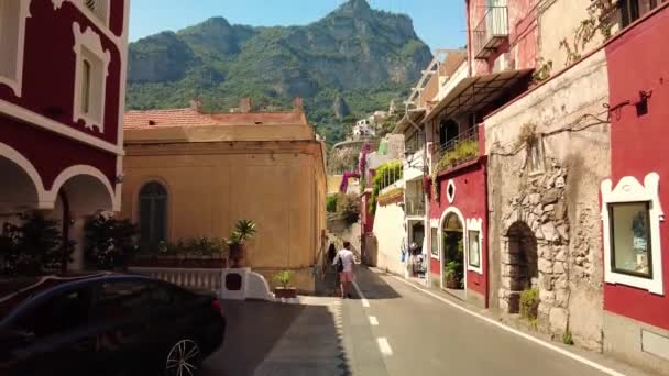 People Walking Old Town Main Street Positano Amalfi Coast Italy — Stockvideo