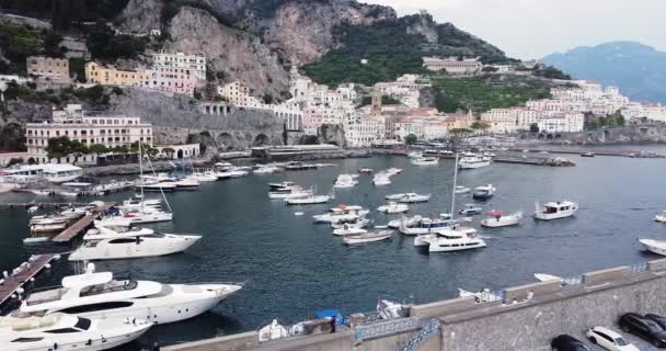 Volando Sobre Hermosa Vista Aérea Positano Nápoles Italia Ciudad Blanca — Vídeo de stock