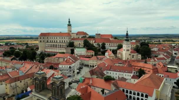 Kasteel Mikulov Stad Mikulov Zuid Moravië Tsjechië Luchtfoto Van Old — Stockvideo