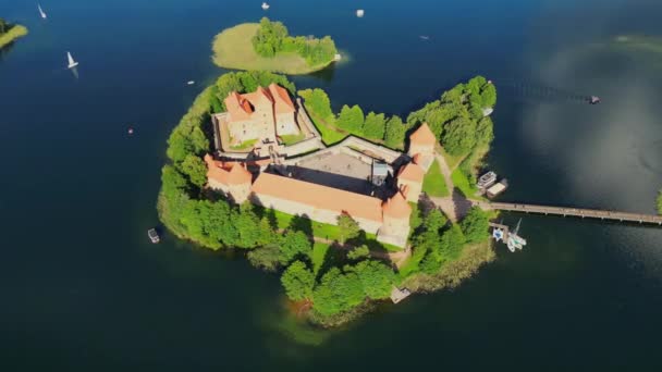 Burg Von Trakai Mittelalterliche Gotische Inselburg See Von Galve Burg — Stockvideo