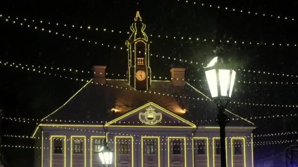 Староміська Ринкова Площа Тарту Естонія Люди Катаються Ковзанах Міських Ковзанах — стокове відео