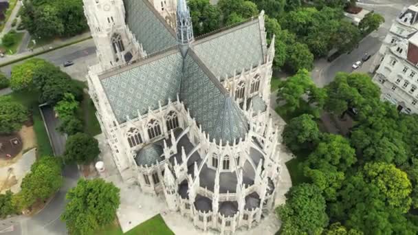 Viennas Votivkirche Nascer Sol Abraçar Vista Aérea Revela Beleza Neo — Vídeo de Stock