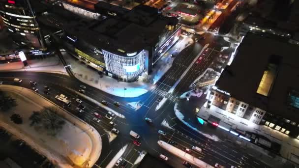 Luftaufnahme Von Tartu Autos Auf Einem Viel Befahrenen Kreisverkehr Urbane — Stockvideo