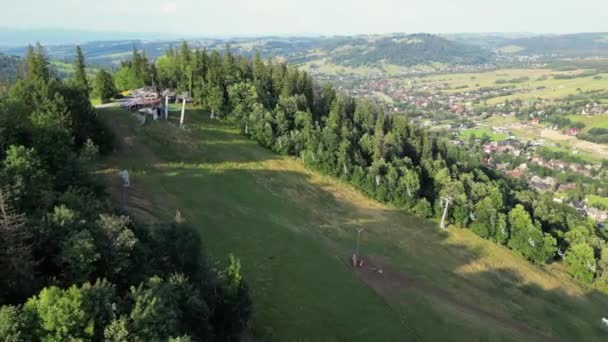 Great Krokiew Wielka Krokiew Ski Jumping Hill Mot Zakopane Sommerski – stockvideo