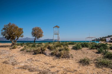 Agistri 'nin güzel bir bahar günü fotoğrafı.