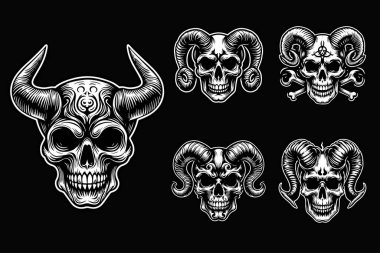 Keskin Boynuz Siyah ve Beyaz Resimli Kara Sanat Kurukafa Şeytanı