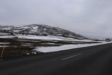 Grimsstadir 'in yanındaki bir dağda, Nordurland eystra' nın kuzeyindeki Norduring belediyesinde bir İzlanda kasabasıdır..