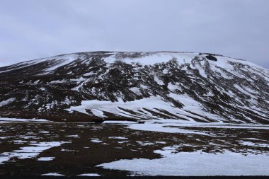 Grimsstadir 'in yanındaki bir dağda, Nordurland eystra' nın kuzeyindeki Norduring belediyesinde bir İzlanda kasabasıdır..