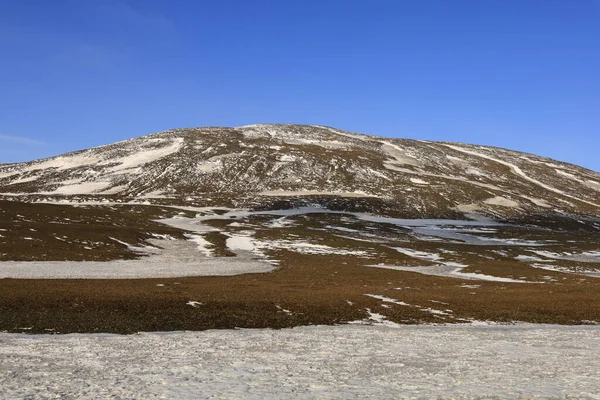 Grimsstadir 'in yanındaki bir dağda, Nordurland eystra' nın kuzeyindeki Norduring belediyesinde bir İzlanda kasabasıdır..