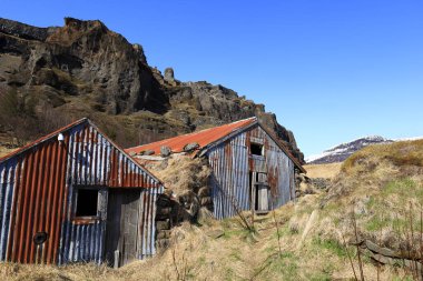 Kalfafell, İzlanda 'nın güneydoğusunda, Vatnajokull buzulunun yakınında bir köydür.