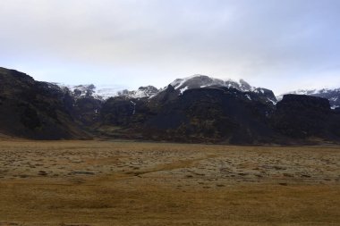 Vatnajokull Ulusal Parkı, İzlanda 'da bulunan ve Avrupa' nın 14,141 km2, bir başka deyişle ülkenin% 13 'ünü kapsayan bir ulusal parktır.