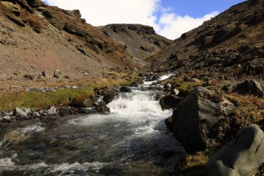 Vatnajkull Ulusal Parkı, İzlanda 'da bulunan ve Avrupa' nın 14,141 km2, bir başka deyişle ülkenin% 13 'ünü kapsayan bir ulusal parktır.