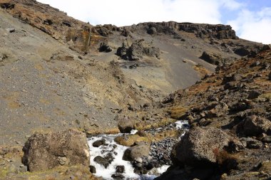 Vatnajkull Ulusal Parkı, İzlanda 'da bulunan ve Avrupa' nın 14,141 km2, bir başka deyişle ülkenin% 13 'ünü kapsayan bir ulusal parktır.