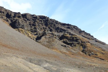 Vatnajkull Ulusal Parkı, İzlanda 'da bulunan ve Avrupa' nın 14,141 km2, bir başka deyişle ülkenin% 13 'ünü kapsayan bir ulusal parktır.