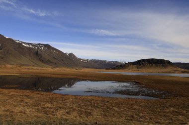 Vatnajkull Ulusal Parkı (İzlandaca: Vatnajkulsjgarur) İzlanda 'da bulunan ve Avrupa' nın 14,141 km2, bir başka deyişle ülkenin% 13 'ünü kapsayan bir ulusal parktır.