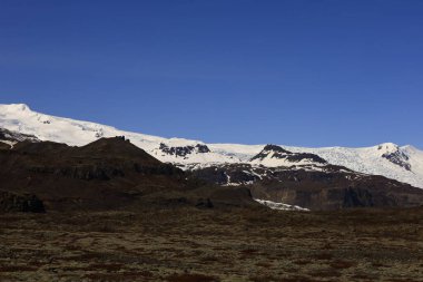 Vatnajkull Ulusal Parkı (İzlandaca: Vatnajkulsjgarur) İzlanda 'da bulunan ve Avrupa' nın 14,141 km2, bir başka deyişle ülkenin% 13 'ünü kapsayan bir ulusal parktır.