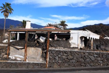 Kanarya Adaları 'ndaki La Palma adasında aktif bir volkanik sırt olan Cumbre Vieja' nın patlaması sonucu oluşan degat görüntüsü