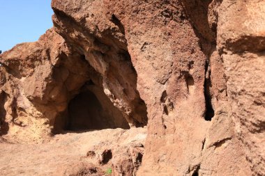 Dört Kapı alanı, Gran Canaria 'nın güneyindeki Telde belediyesinin bir mağara kompleksi..