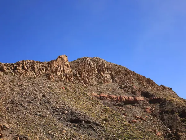 Teide Ulusal Parkı, İspanya 'nın Kanarya Adaları' nın Tenerife kentinde bulunan ulusal park. Ulusal park 3,718 metre yüksekliğindeki İspanya 'nın en yüksek dağı olan Teide Dağı' nın merkezindedir.