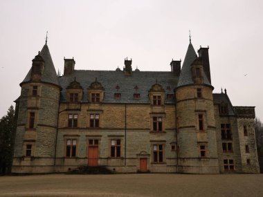 Normandiya Bölümü 'ndeki bir şatoya bakın.