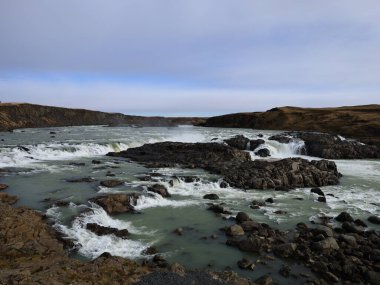 Urridafoss, İzlanda 'nın güneybatısındaki Djorsa nehrinde yer alan bir şelaledir.