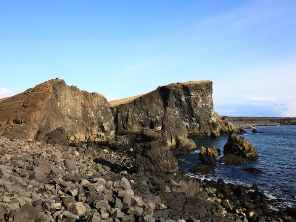 Valahnukamol, İzlanda 'daki Reykjanes yarımadasının sonunda yer almaktadır.